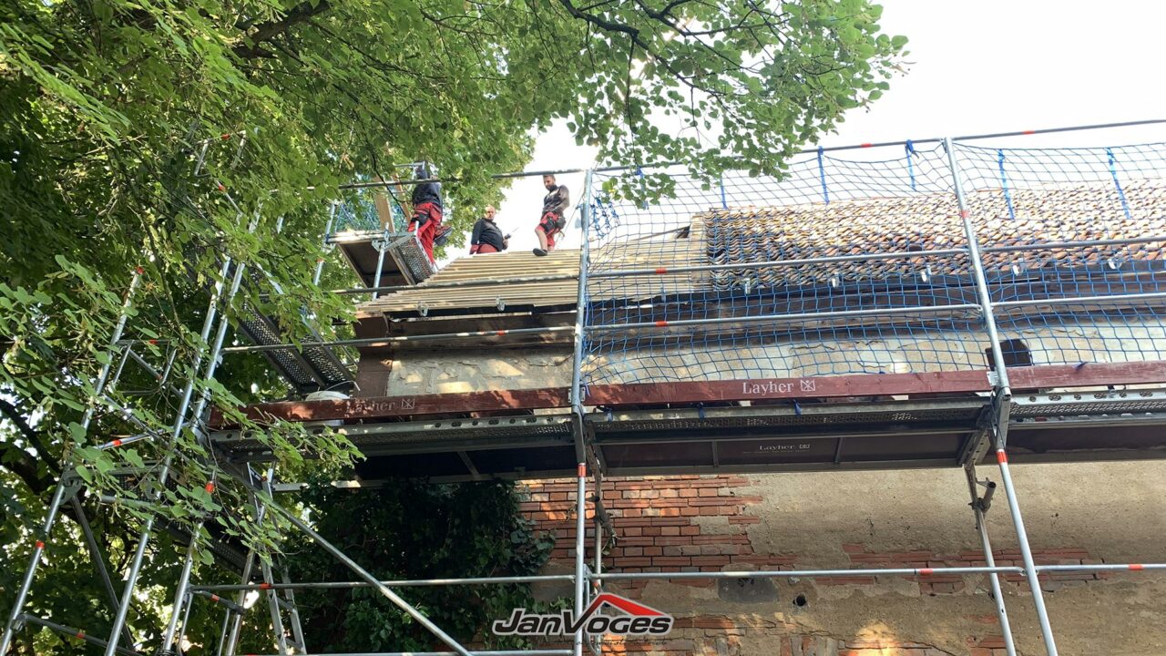 Dach sanieren Dachsanierung Dachdecker Meisterbetrieb Hildesheim 03